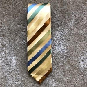 BCBG Attitude 100% imported hand sewn silk tie.